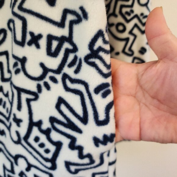 Keith Haring x H&M Fleece Jacket White &Navy Doodle Unisex Adult M Urban Artsy - Picture 8 of 16